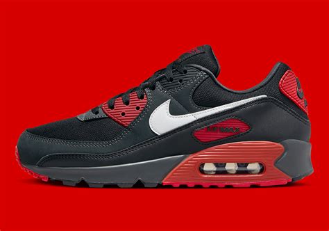 nike schwarz rot gold|Nike air max black red.